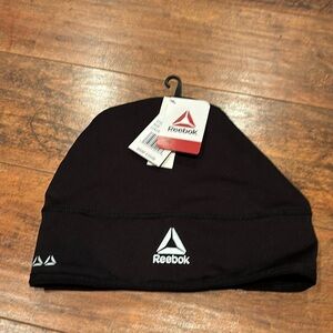 Women’s Black Reebok Running Beanie NWT Polyester/Spandex OSFM🔥